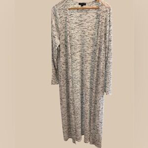 LANE BRYANT 18/20 ✨plus size Long Gray Open Cardigan great condition